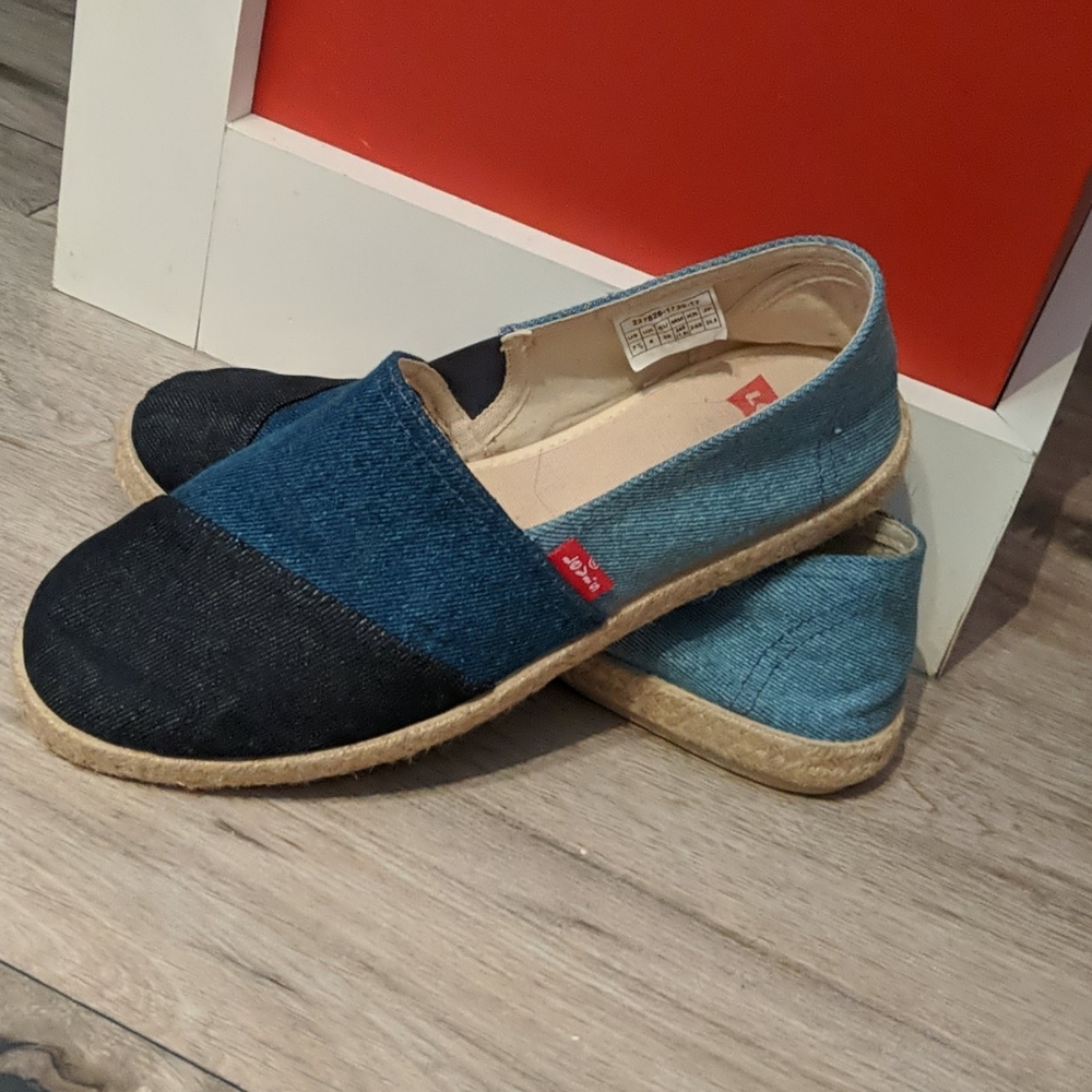 Levi's Shoe
